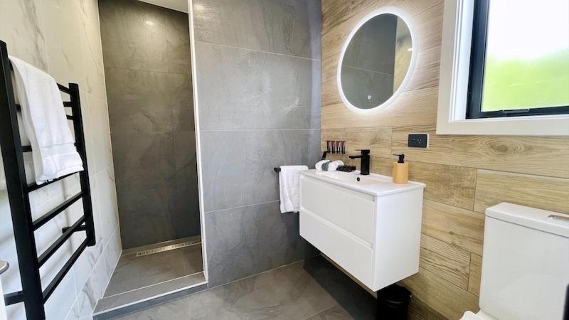 Ohope Villas With Spa,Sauna,Pool, Adults Only Exterior photo
